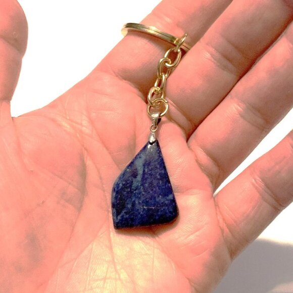 Lapis Lazuli Keychain – Wisdom, Truth & Inner Vision - Picture 5 of 7